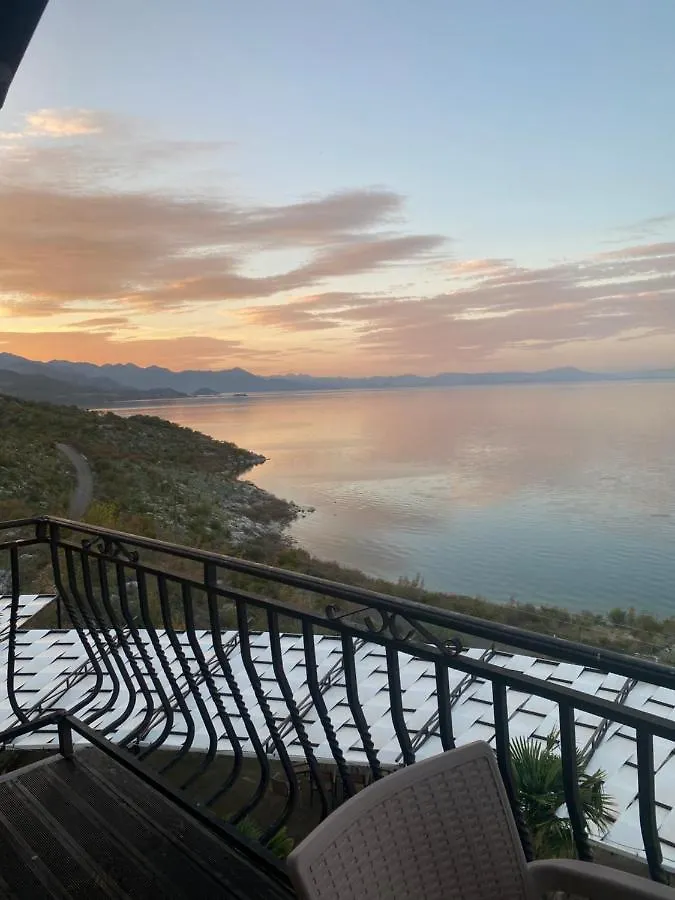Il Tramonto Hotel Shiroka