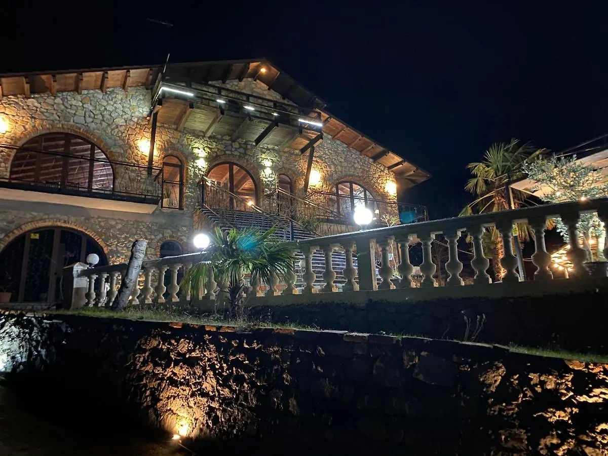 Il Tramonto Otel Široka